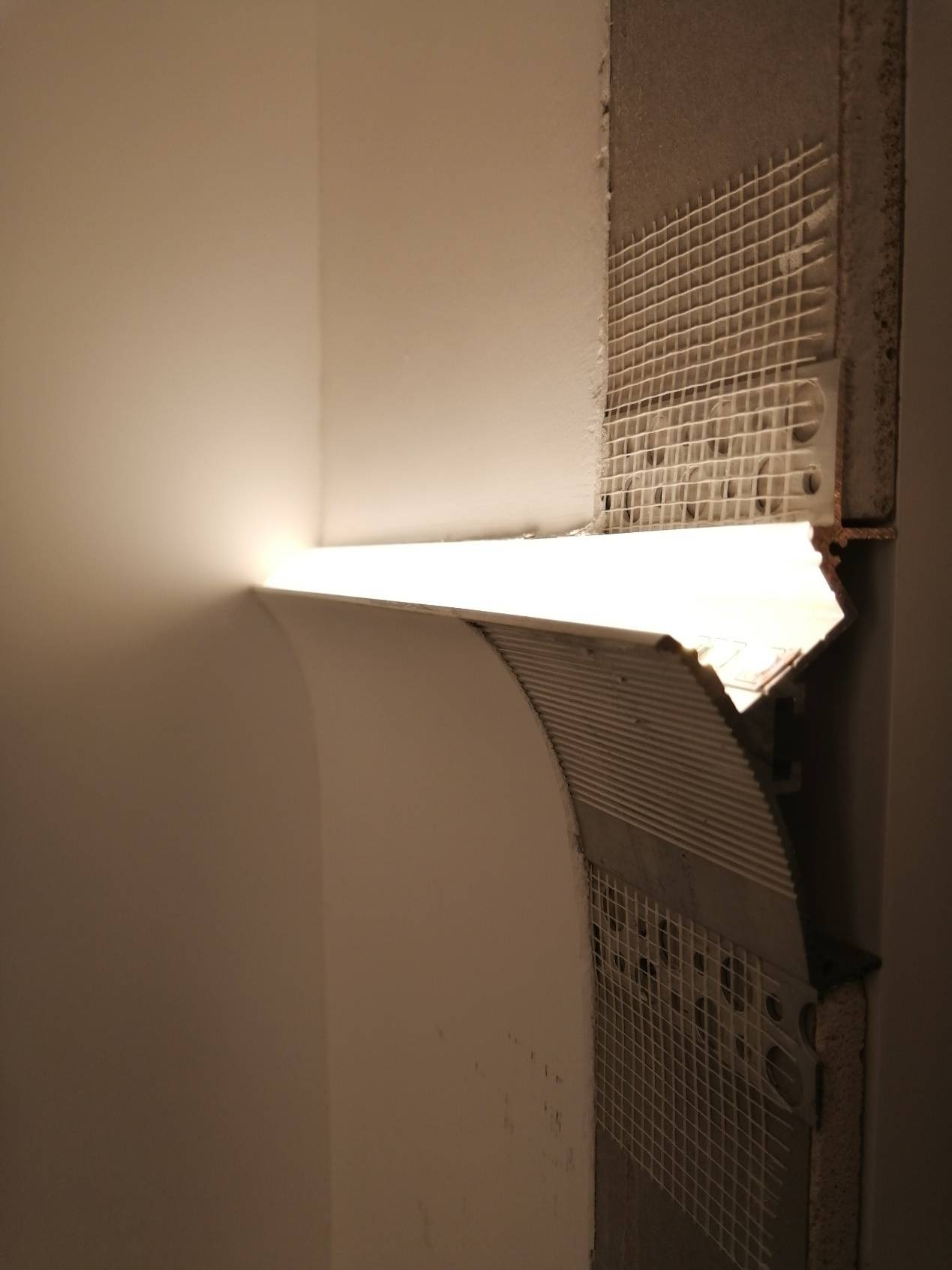 客厅筒灯安装间距多少好 太原装修网告诉你筒灯怎么安装 - 本地资讯 - 装一网